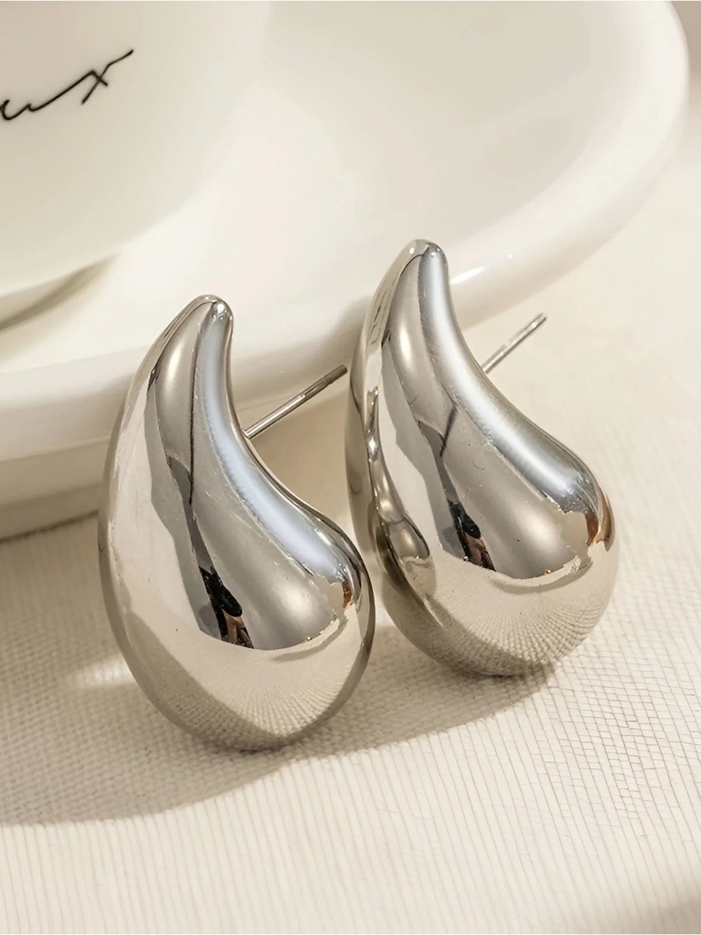 Polished Silver Teardrop Hoop Earrings - Contemporary Women's Jewelry